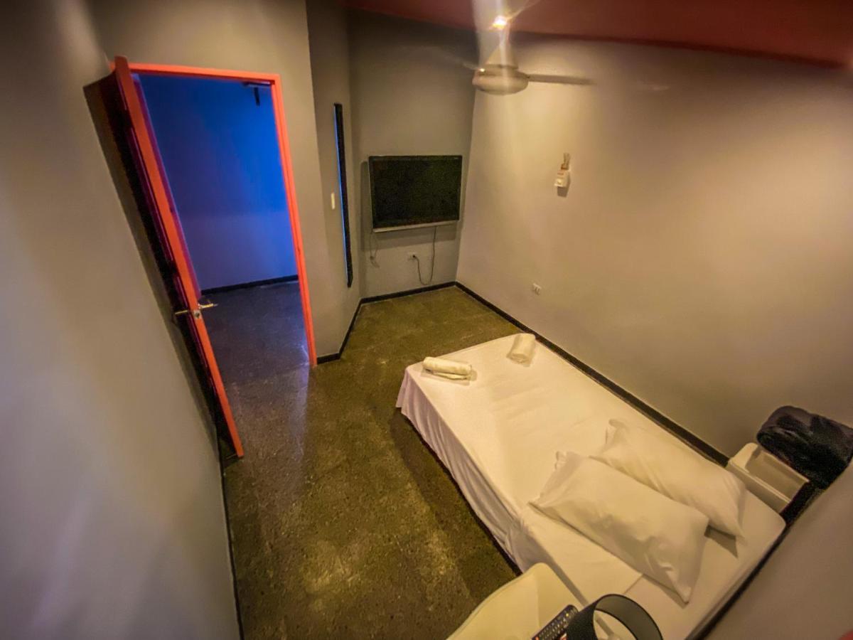 Fardo Hotel Boutique En Ibague - Zona G - Recepcion Digital 24H Εξωτερικό φωτογραφία